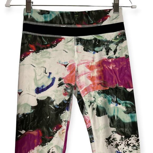 Lululemon Run Inspire Crop II All Full-On Luxtreme SIZE 4 Pigment Wave Black - Picture 7 of 11